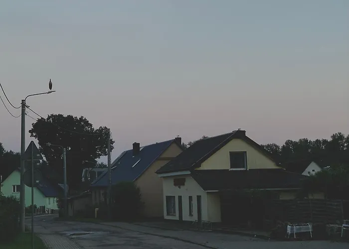 Cieszyno- Uroczy Domek Do Wynajecia